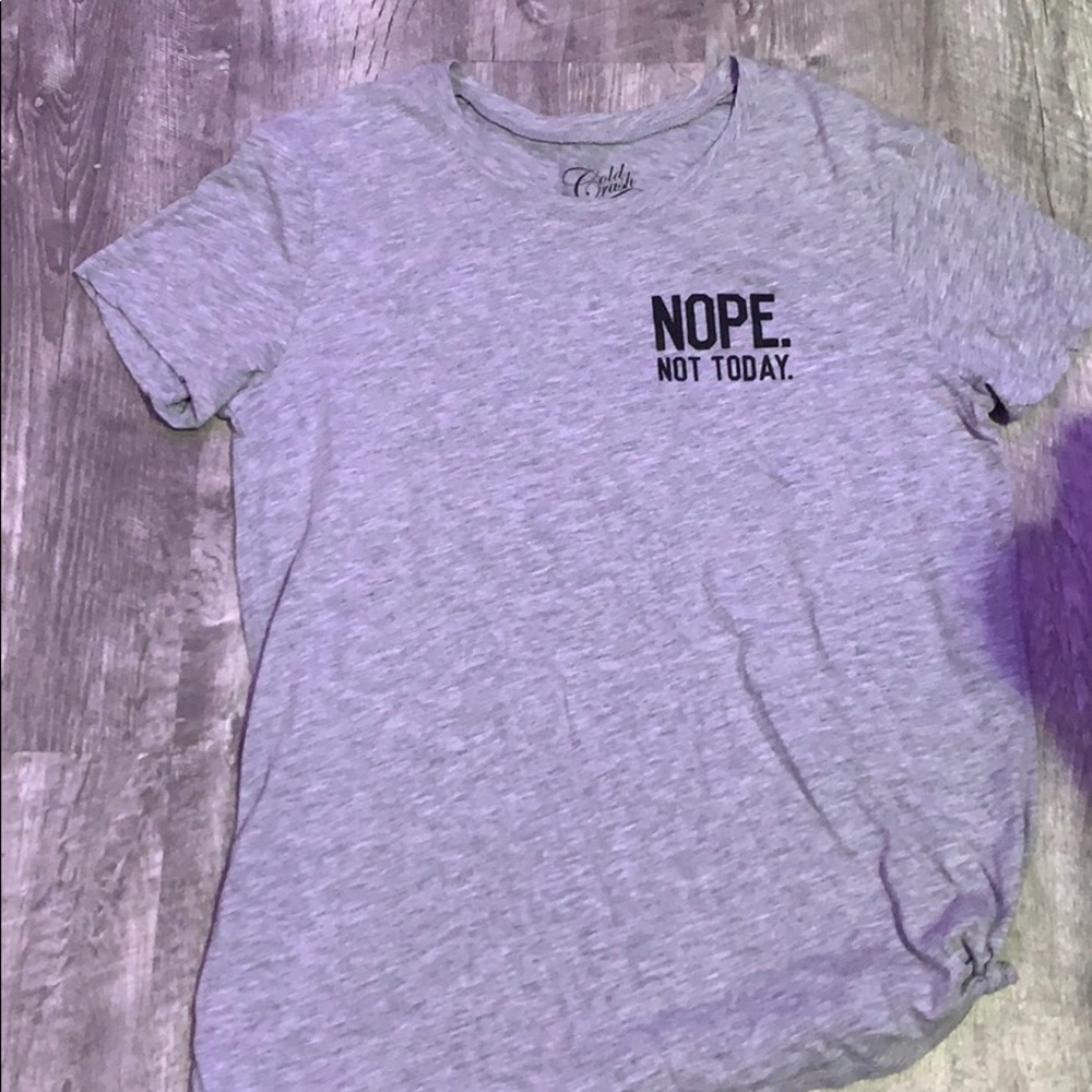 1) Size:M  2) size:S 3) youth xL 4) size:S
